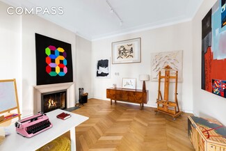 560 W 24th St Unit 2, New York, NY 10011