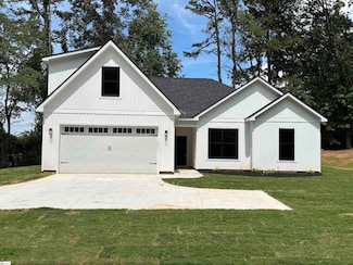 629 Mountain View Rd, Williamston, SC 29697