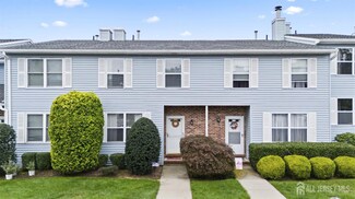 9 Peachtree Ln, Jamesburg, NJ 08831