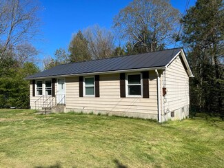 309 Carriage Hill Rd, Brattleboro, VT 05301