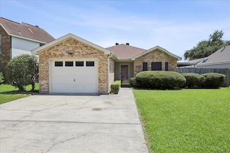 2705 Terrace Cir, Orange, TX 77630