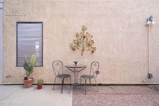 8545 N Spring Creek Dr, Tucson, AZ 85742