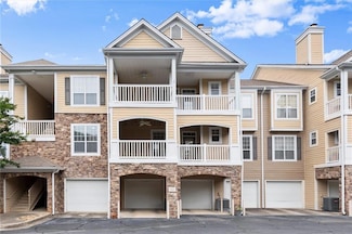 426 Pembrooke Cir Unit 426, Alpharetta, GA 30004