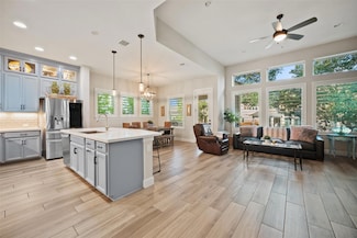 5820 Harper Park Dr Unit 66, Austin, TX 78735