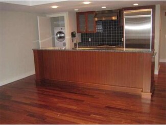 2 Battery Wharf Unit 2405, Boston, MA 02109