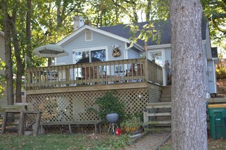 1225 Lincoln Ave, Fox River Grove, IL 60021