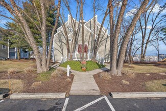 320 Oselka Dr Unit 243, New Buffalo, MI 49117