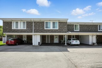 10 Cour Masson Unit 5, Palos Hills, IL 60465