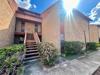 100 Aurora St Unit 303B, Laredo, TX 78041