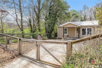 1759 W Hancock Ave, Athens, GA 30606
