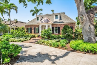 645 Riomar Dr, Vero Beach, FL 32963