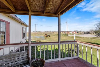 13418 Amanda Dr, Alvin, TX 77511