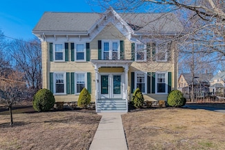 92-94 Stanton St, Rockland, MA 02370