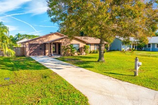 121 SW Langfield Ave, Port Saint Lucie, FL 34984