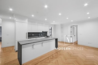 24-39 38th St Unit B7B8, Long Island City, NY 11103