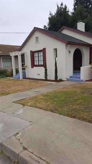 325 Otis St, Santa Cruz, CA 95060