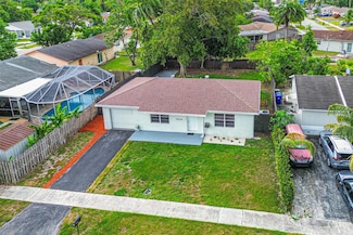 7924 SW 3rd Ct, North Lauderdale, FL 33068