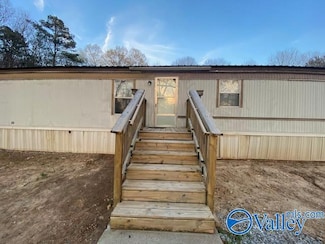 213 Hurricane Creek Rd, Gurley, AL 35748