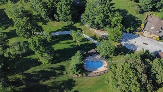 1401 Kemp Ln, Godfrey, IL 62035