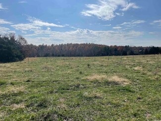 985 Holly Rd, Salem, AR 72576