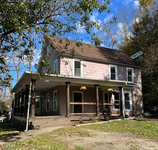 2 Clove Ave, Sussex, NJ 07461
