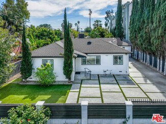 15236 Runnymede St, Van Nuys, CA 91405