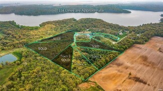 107 Weeks Ln, North Litchfield Township, IL 62056