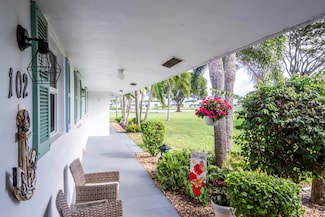 400 SW Golfview Terrace Unit 102, Boynton Beach, FL 33426