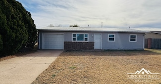 313 Fireside St, Dodge City, KS 67801