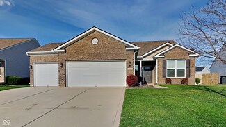 3367 Roundlake Ln, Whitestown, IN 46075