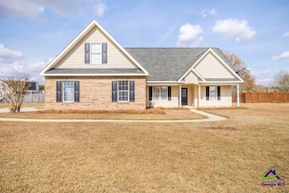 124 Pioneer Trail, Warner Robins, GA 31088