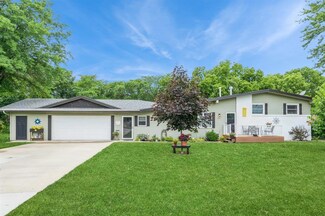 430 Lindhardt Rd, Carlisle, IA 50047