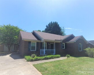 3104 Bobwhite Cir, Wingate, NC 28174