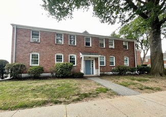 15 Colony Rd Unit 1A, West Springfield, MA 01089