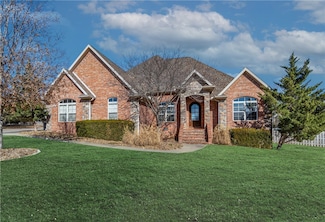 706 Gleneagle Ln, Cave Springs, AR 72718
