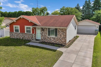 9360 N 85th St, Milwaukee, WI 53224