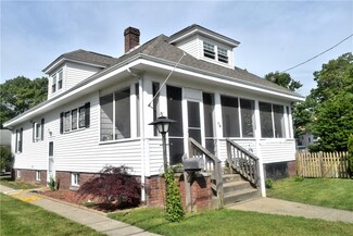 76 Riverfarm Rd, Cranston, RI 02910