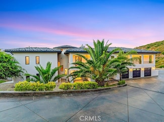 44 Silver Spur Ln, Bell Canyon, CA 91307