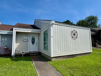 49 Westwood Village Dr Unit TH49, Trinity, TX 75862
