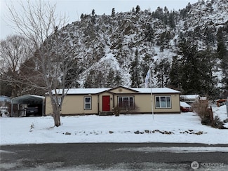 14944 Golden Delicious St, Entiat, WA 98822