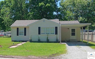 219 S 6th St, Clinton, MO 64735