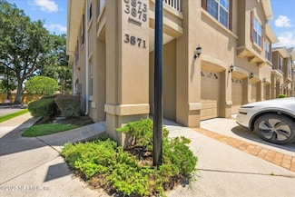 3871 Summer Grove Way N, Jacksonville, FL 32257