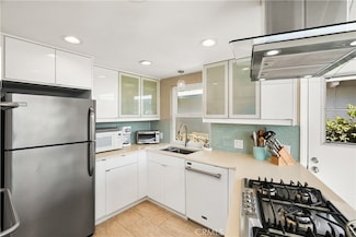 25221 La Cresta Dr, Dana Point, CA 92629