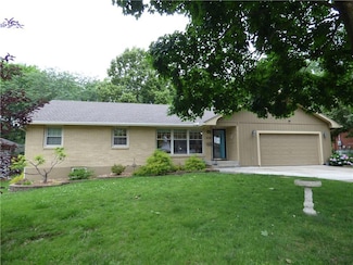 506 NE Magnolia St, Lees Summit, MO 64063
