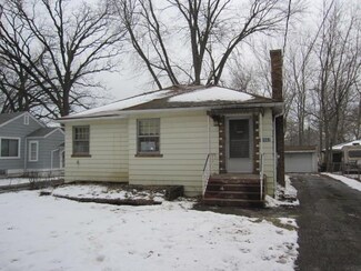 10552 W Woodland Ave, Beach Park, IL 60087