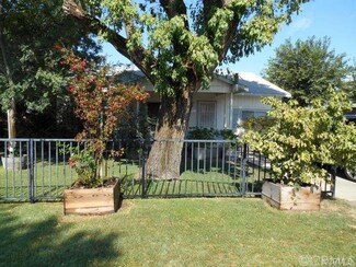 2153 Meadowbrook Ave, Merced, CA 95348