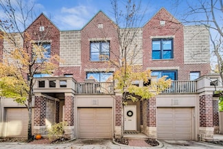 2743 N Wayne Ave Unit B, Chicago, IL 60614