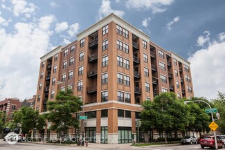 950 W Leland Ave Unit 404, Chicago, IL 60640