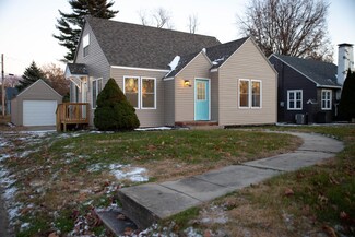902 S Ellsworth Ave, Marshall, MO 65340