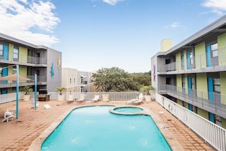 2408 Leon St Unit 304, Austin, TX 78705